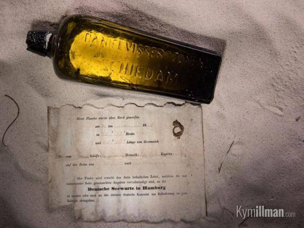 Mensagem em garrafa é descoberta após 130 anos 