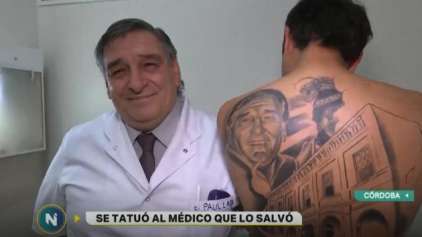 Paciente agradecido tatua rosto do médico que o salvou do câncer
