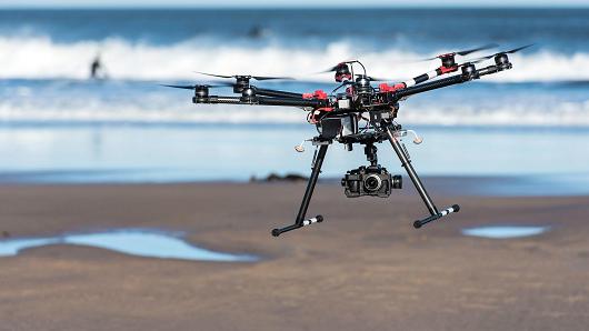 Pela primeira vez, um Drone salva banhistas de se afogarem